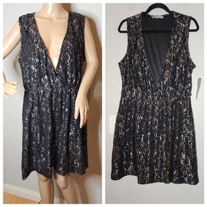 NWT NY Collection Silver Metallic Black Lace Stretch Sleeveless Mini Dress XL